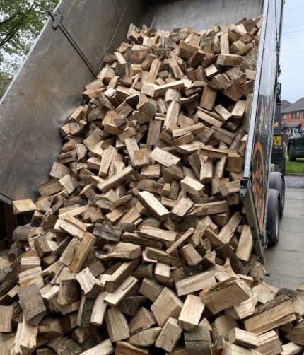 Ash firewood in 1m3 crate